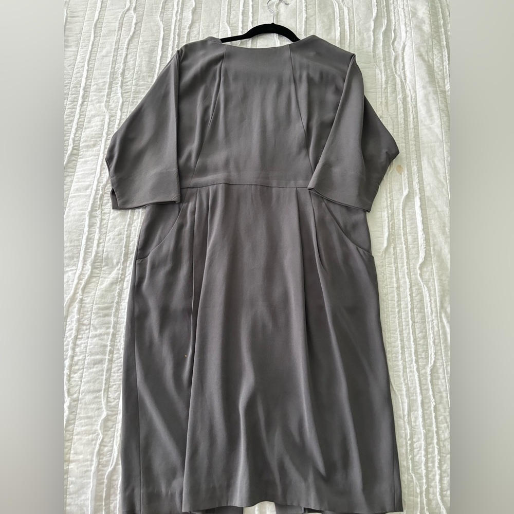 Size 14 MMLafleur dress with elbow sleeves and pockets